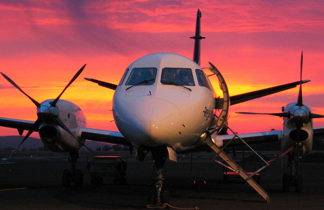 rex-plane-sunset