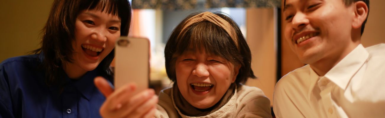 family-on-video-call