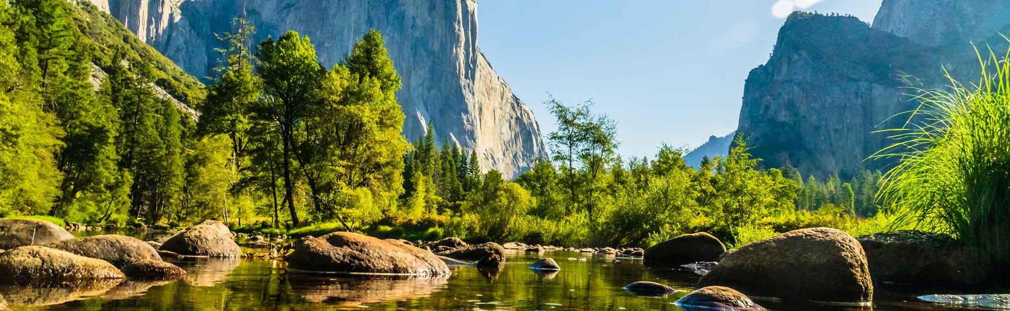 Hiking in Yosemite National Park in California