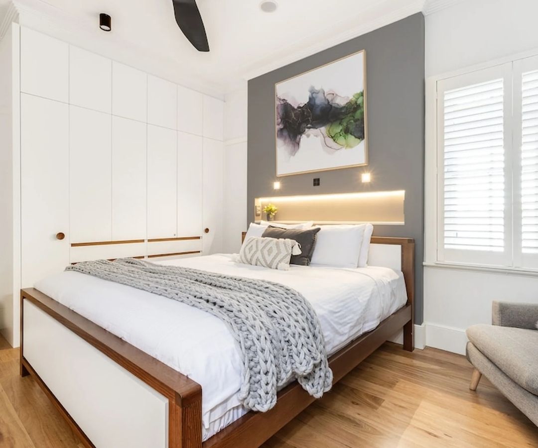 Modern clean and light hotel room