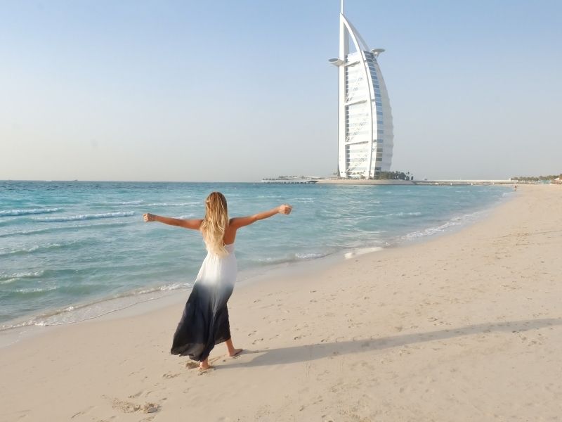 dubai-tourist
