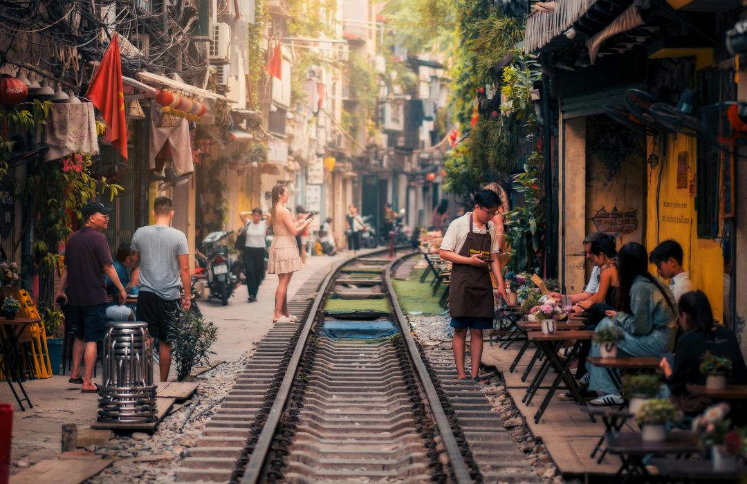 hanoi-train-tracks