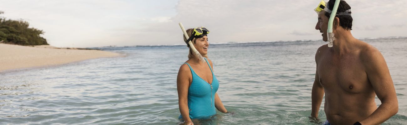 Couple snorkeling in Bundaberg