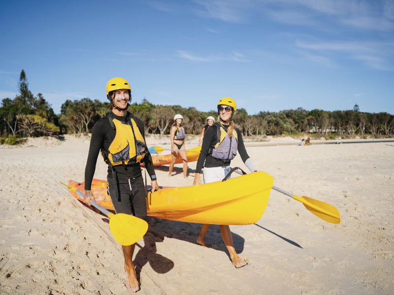 Byron-Bay-kayakers