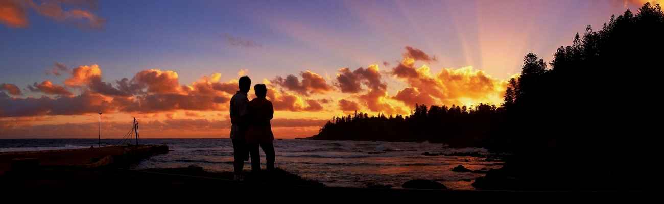 couple at sunset norfolk island