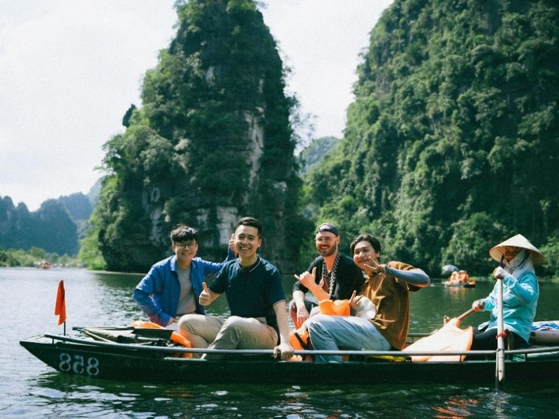 friends-in-asia