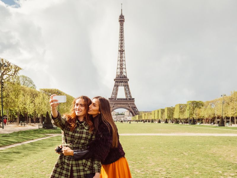 friends paris