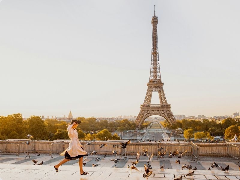 lady running in paris