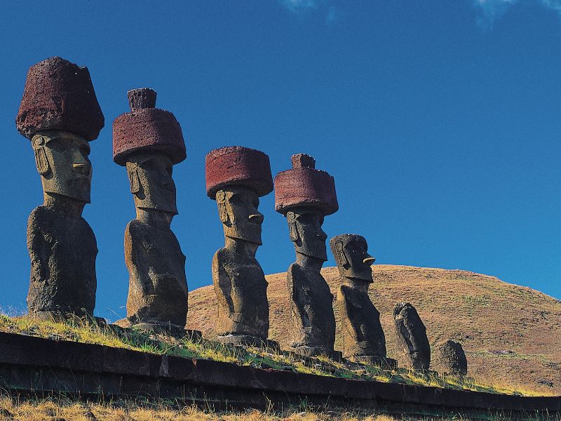 South-America-East-Statues