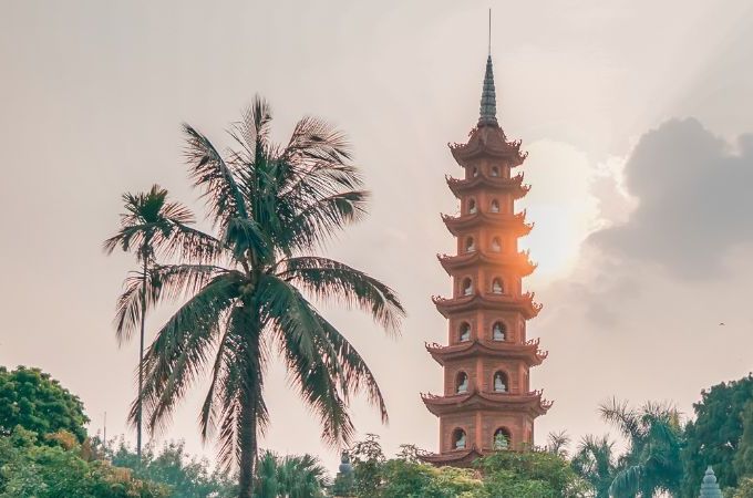 Cheap flights to Hanoi